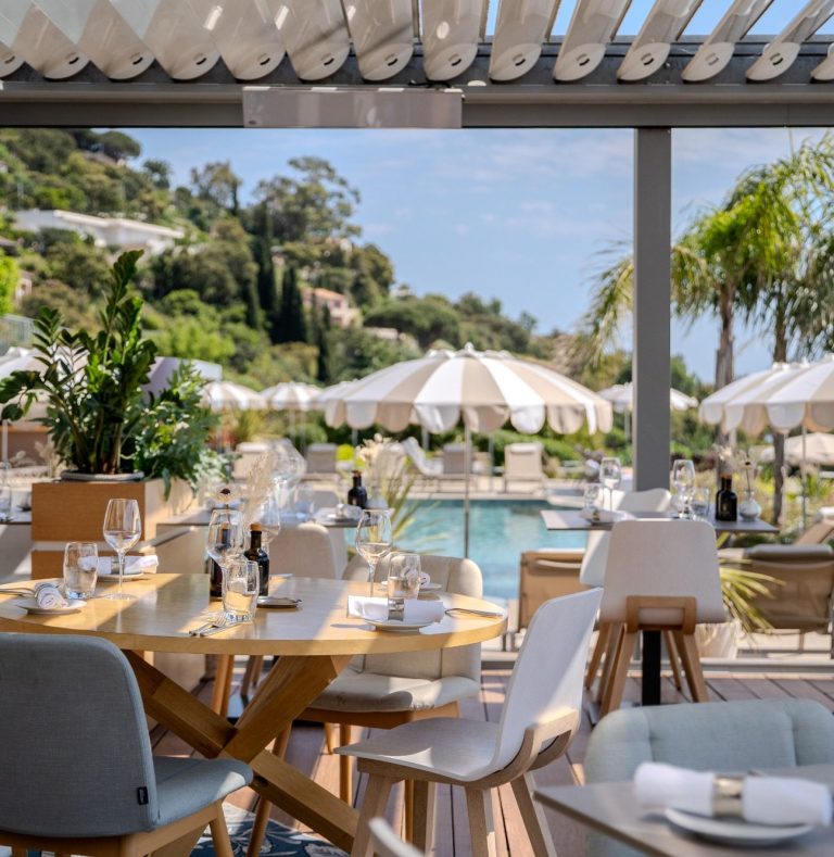 RESTAURANT CAFE L'ENVOL RAYOL CANADEL GOLF DE SAINT TROPEZ