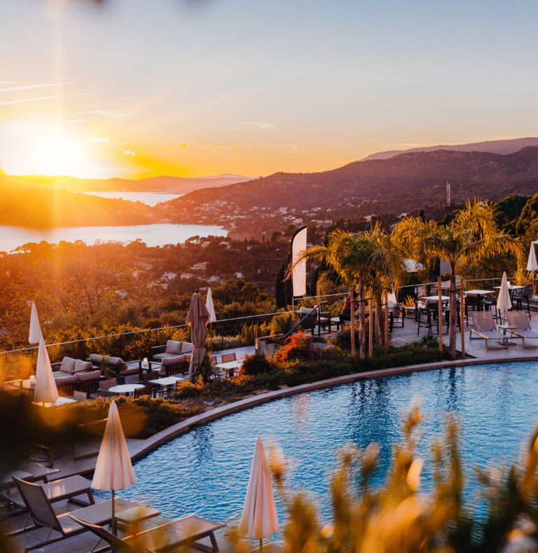 RESTAURANT CAFE L'ENVOL RAYOL CANADEL GOLF DE SAINT TROPEZ